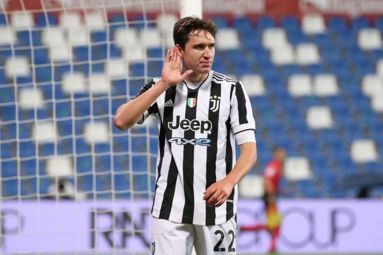 Mesmo com sondagens, Chiesa quer permanecer na Juventus