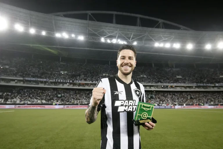 Gustavo Sauer deixa o Botafogo por empréstimo para atuar na Turquia