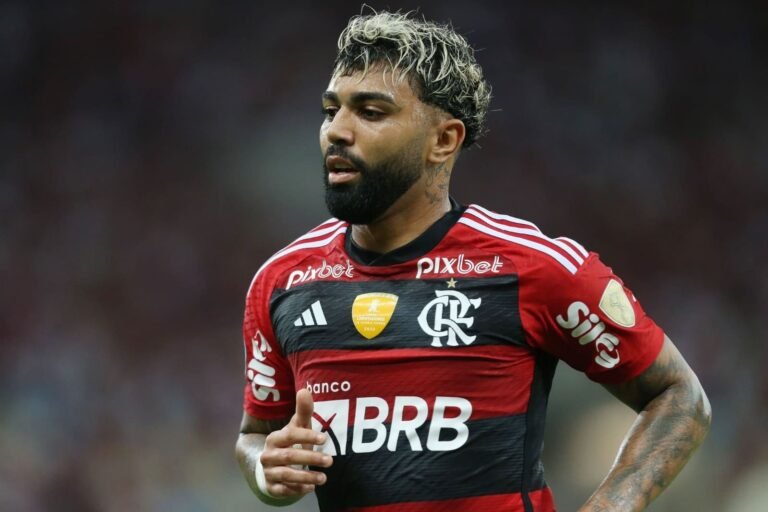 Gabigol sofre torção no tornozelo, mas não preocupa para decisão contra o Olímpia