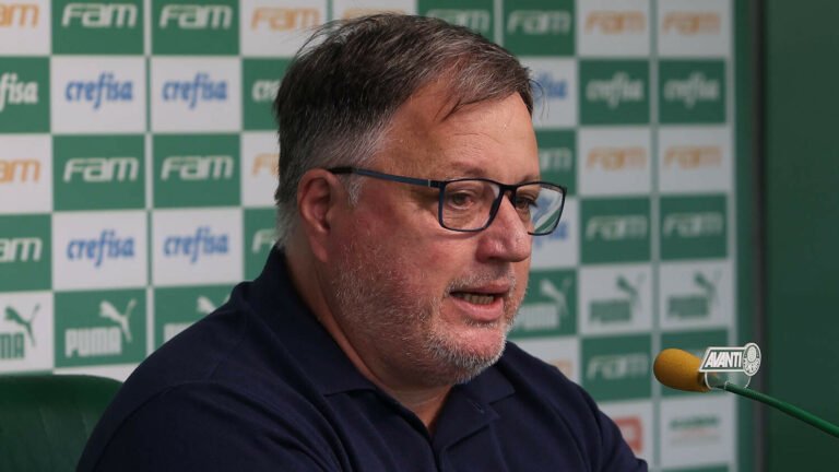 Atlético MG observa a situação de diretor de futebol do Palmeiras