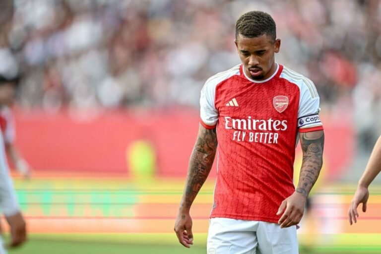 Treinador do Arsenal, Arteta confirma lesão e nova cirurgia de Gabriel Jesus