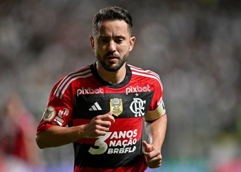 Flamengo: recuperado de gastroenterite, Everton Ribeiro viaja para decisão contra o Olímpia