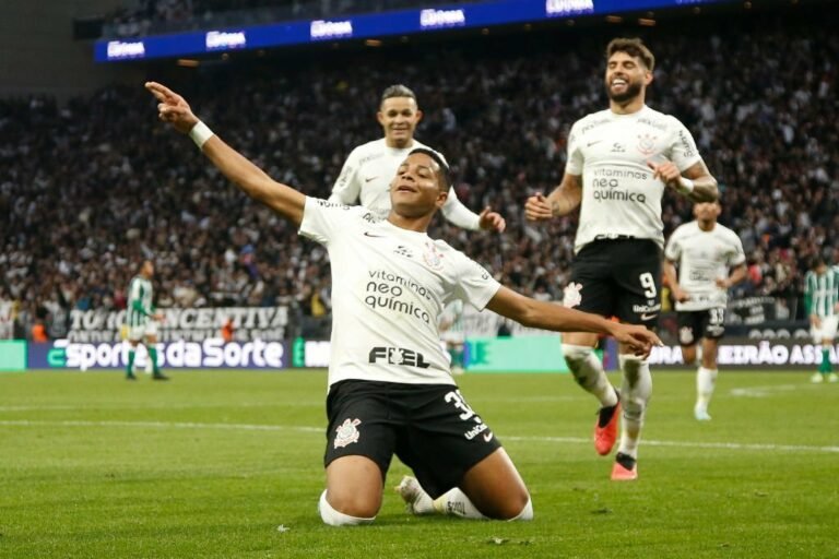 Corinthians avança para renovar com atacante Wesley