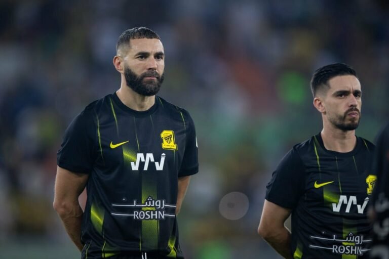 Técnico do Al-Ittihad abre o jogo sobre possível atrito com Benzema