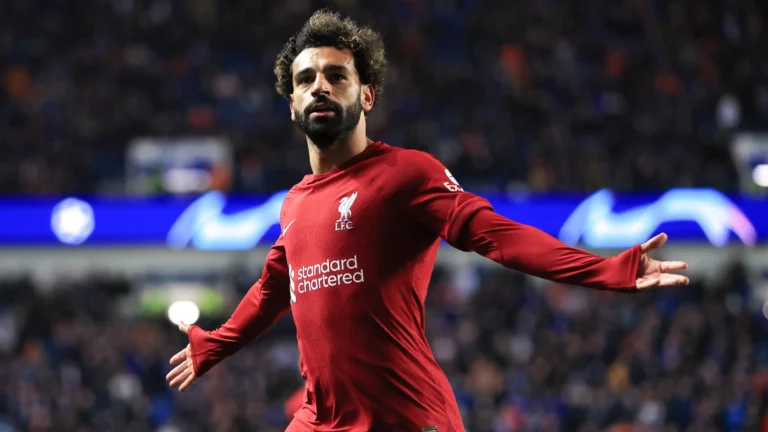 Al-Ittihad prepara oferta recorde e Salah pode deixar o Liverpool