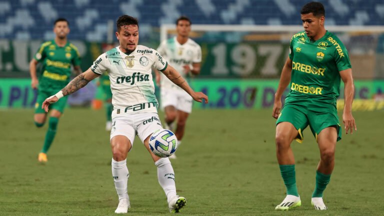 Palmeiras vence Cuiabá e mantém invencibilidade jogando em Mato Grosso