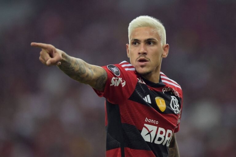 Flamengo não planeja facilitar venda de Pedro ao Zenit após negociação frustrada por Wendel