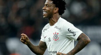 Gil iguala sua temporada com mais participações em gols pelo Corinthians
