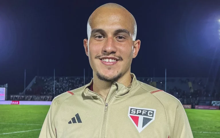 São Paulo inicia tratativas para renovar contrato de jovem zagueiro