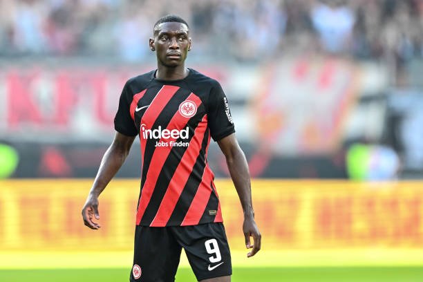 Kolo Muani força transferência para o PSG: “Uma oportunidade única para mim”