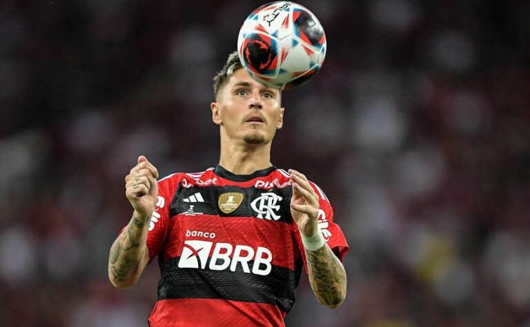 Após confusão, Gerson e Varela serão titulares contra o Grêmio