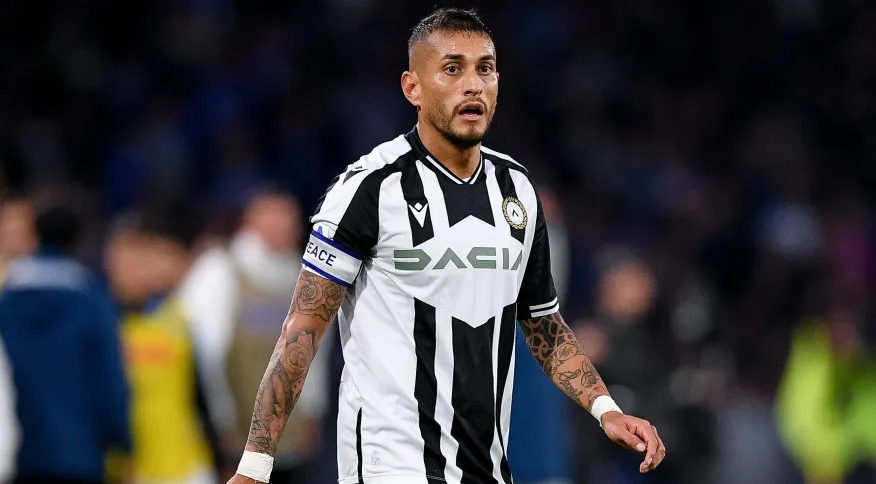 Alvo de clubes brasileiros, Roberto Pereyra deve permanecer na Udinese