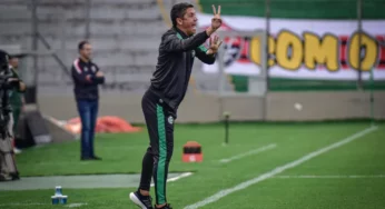 Alvo do Cruzeiro, Thiago Carpini renova contrato com o Juventude até fim de 2024