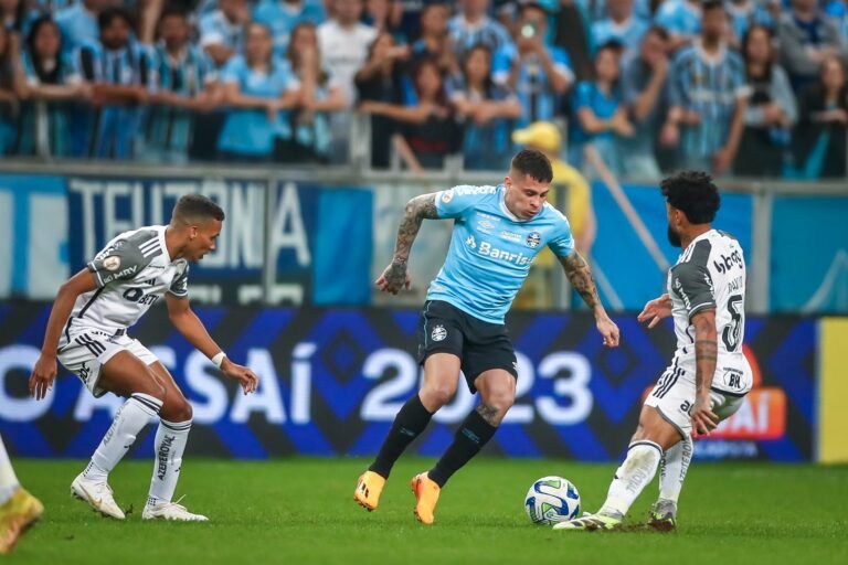 Iturbe pode trocar o Grêmio por clube mexicano, diz jornalista