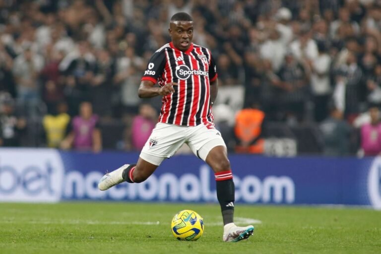 São Paulo recusou duas propostas do exterior por Jhegson Méndez