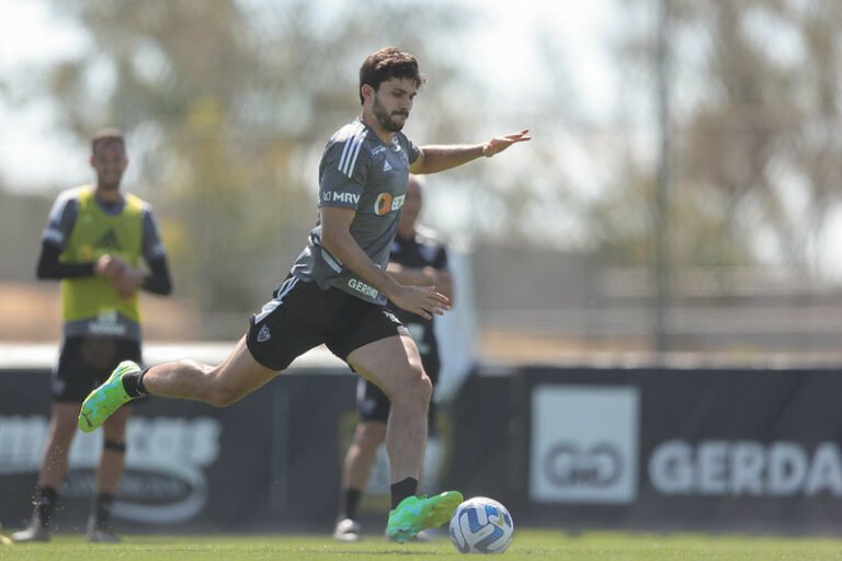 Em reta final de recuperação, Igor Rabello volta aos treinos antes de reapresentação do elenco