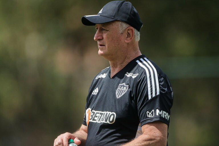 Com desfalques de peso e presença de jovens da base, Atlético divulga lista de relacionados para duelo com Red Bull Bragantino