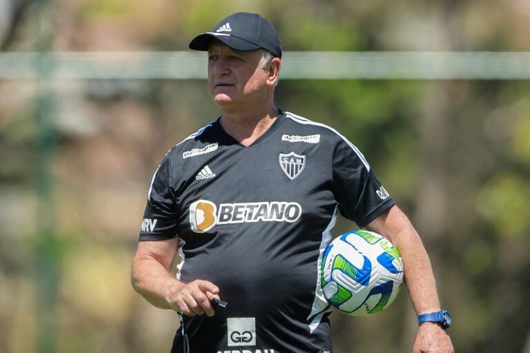 Duelo entre Botafogo e Atlético terá embate entre duas das melhores defesas do Brasileirão