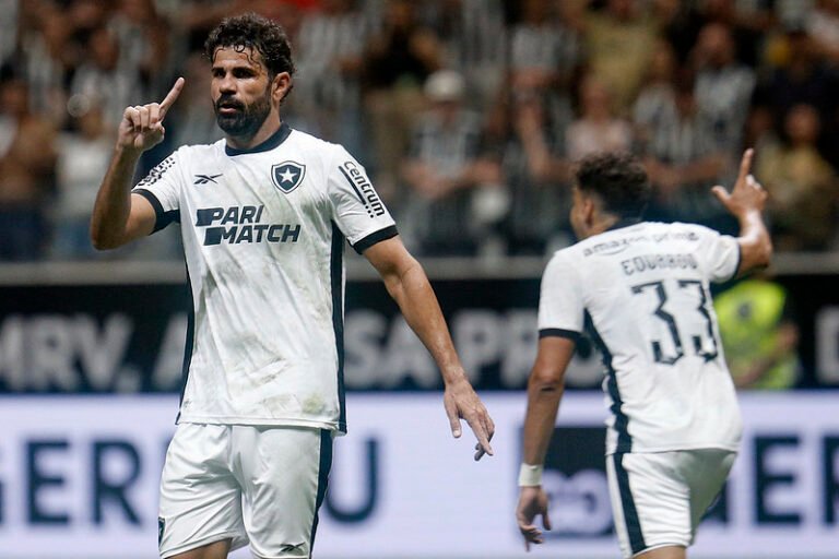 Chefe da comissão de arbitragem da CBF vê acerto em anulação de gol do Botafogo contra o Atlético
