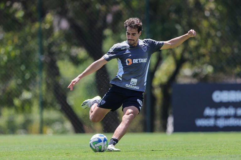 Atlético anuncia a liberação de Alan Franco e Igor Gomes do Departamento Médico