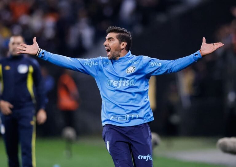 Abel Ferreira enfrentará sexto técnico diferente do Corinthians