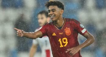 Atacante do Barcelona estreia pela Espanha aos 16 anos e quebra recordes