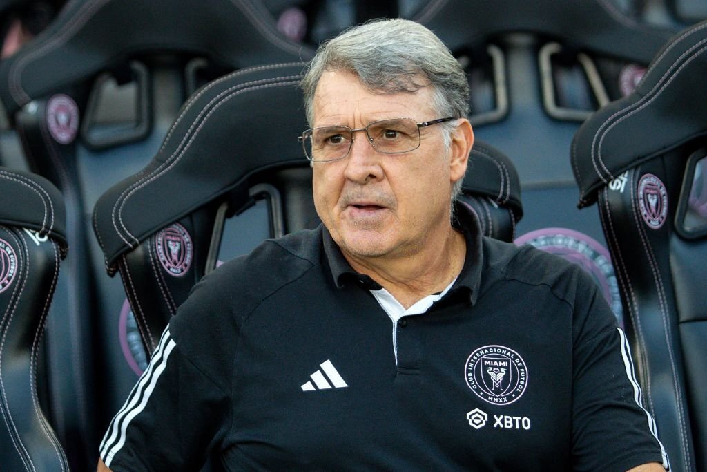 Treinador do Inter Miami, Tata Martino comenta possíveis lesões e desfalques de Messi e Alba na final da Opens Cup