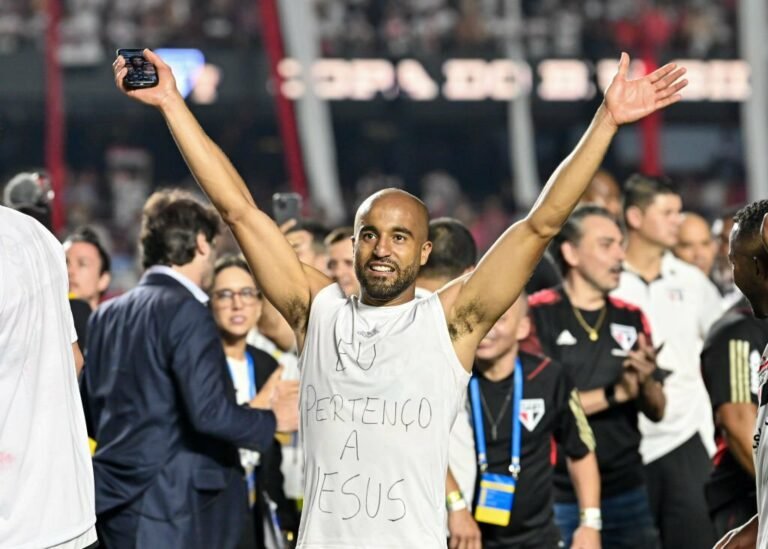 “Vamos trabalhar para que fique”, diz presidente do São Paulo sobre Lucas