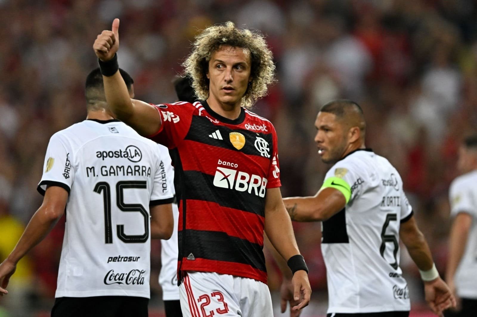 Após proposta do Besiktas e de clube saudita, David Luiz avisa decisão para  o Flamengo - NossoFla