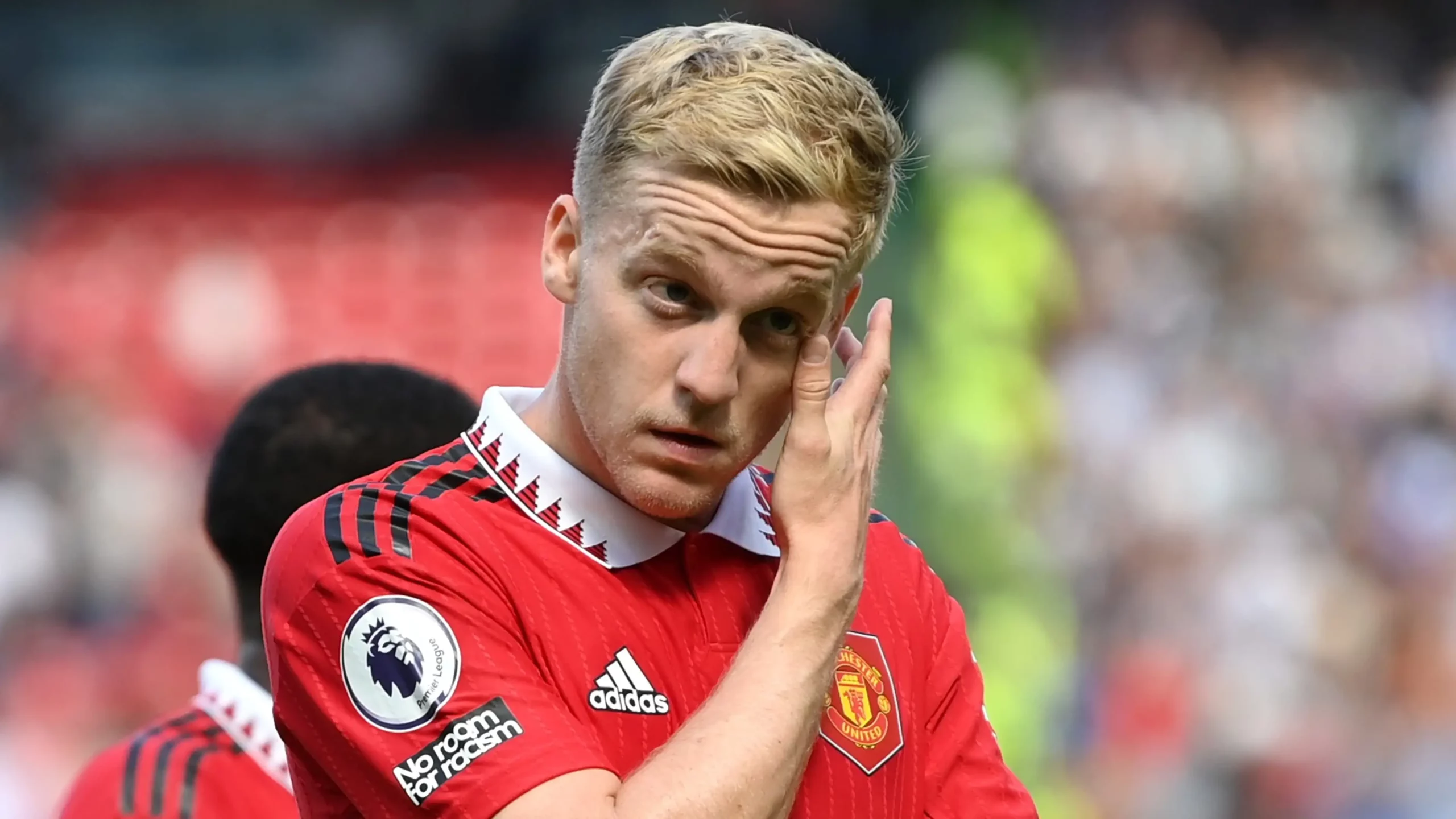 Van de Beek, alvo do Galatasaray, com a camisa do Manchester United