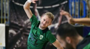 Bateria, ex-Barcelona, comemora nova fase no futsal da Itália