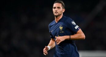 Manchester United retoma interesse e disputa volante francês com clube inglês