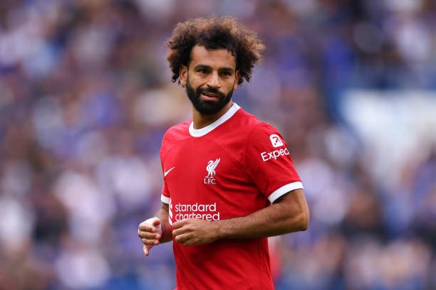 Liverpool monitora destaque português para substituir Mohamed Salah