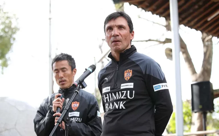 Cruzeiro acerta contratação de Zé Ricardo até o fim da temporada 2023