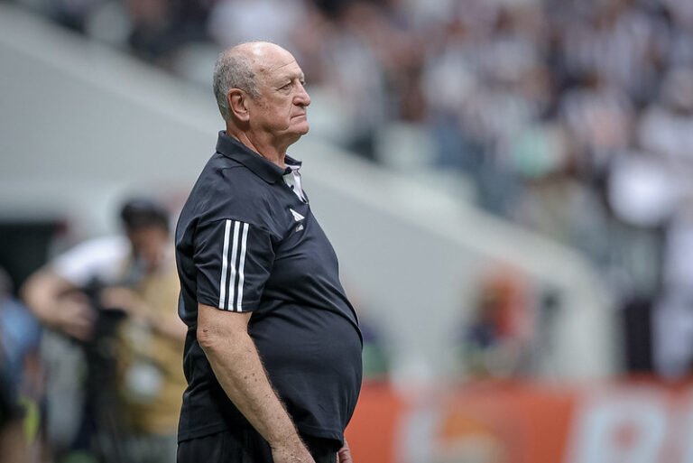 Felipão comenta chances de título do Atlético e grito de ‘Eu Acredito’ da torcida