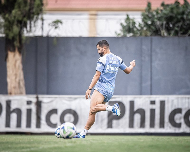 Após derrota para o Fluminense, Marcelo Fernandes aguarda retornos para enfrentar o Athletico/PR