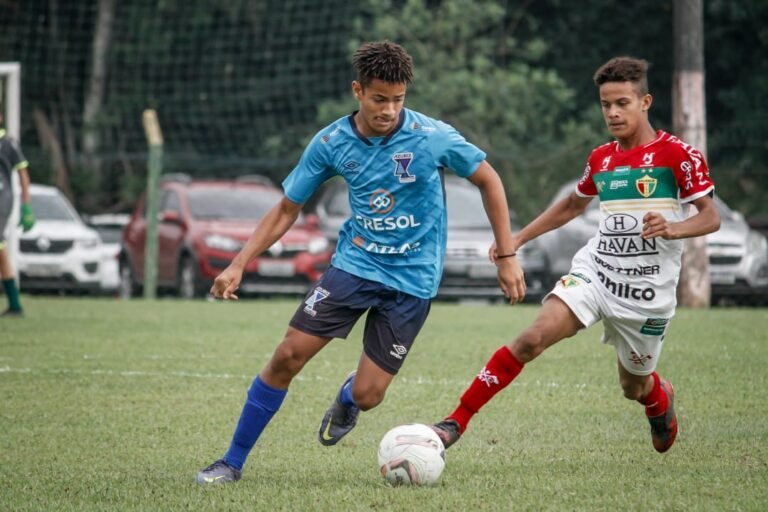 Andryo, destaque do Azuriz fala sobre Copa Umbro sediada pelo clube: “Estamos prontos!”