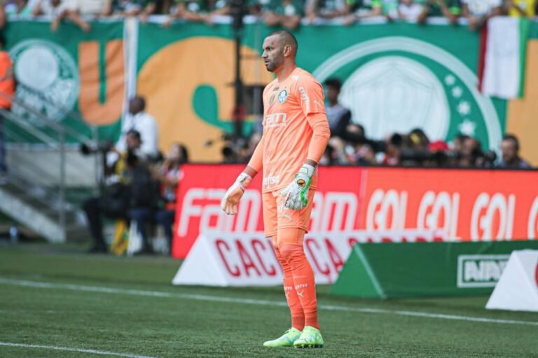 Weverton, do Palmeiras, admite surpresa com Brasileirão embolado: “Nunca imaginamos”