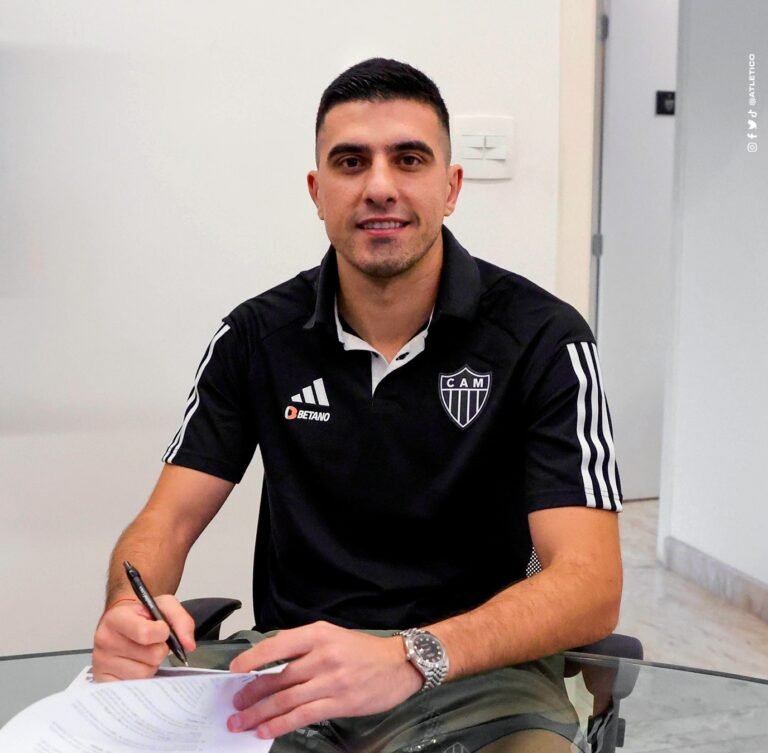Atlético acerta renovação com Rodrigo Battaglia até dezembro de 2025