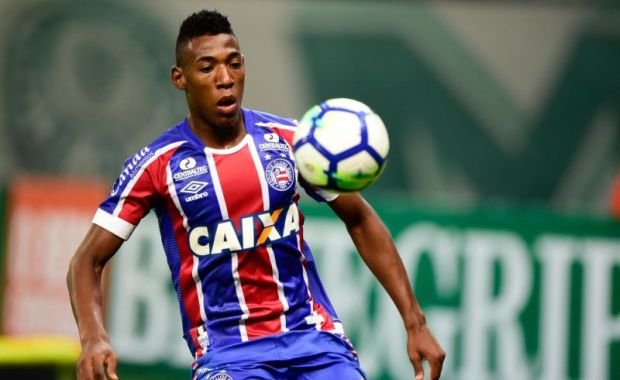 Bahia tem interesse na contratação do agora zagueiro Léo Pelé