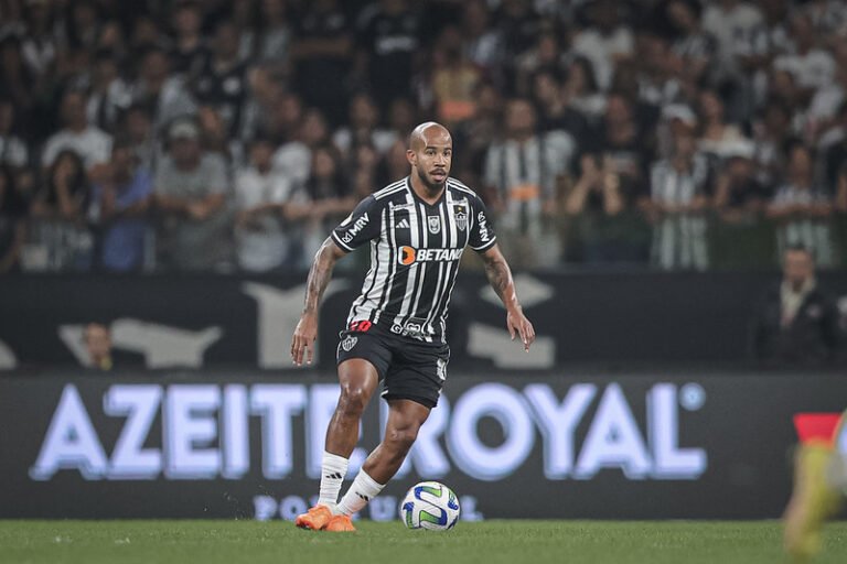Patrick é alvo de interesse do Vasco para 2024, afirma jornalista