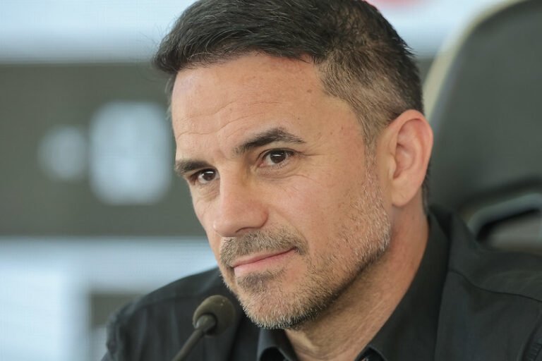 Atlético planeja reunião com Rodrigo Caetano para evitar saída do dirigente para o Corinthians