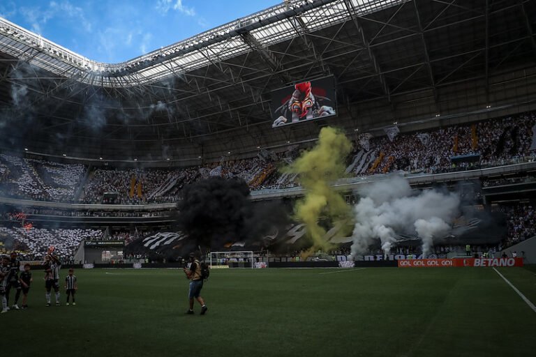 Atlético pode atrasar mudança do gramado da Arena MRV para o fim de 2024