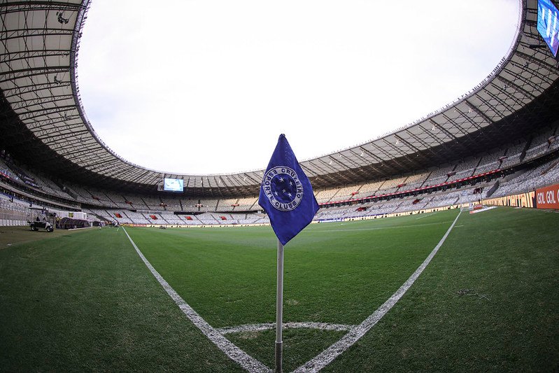 Cruzeiro é julgado pelo STJD, é multado e recebe punição de quatro jogos com portões fechados