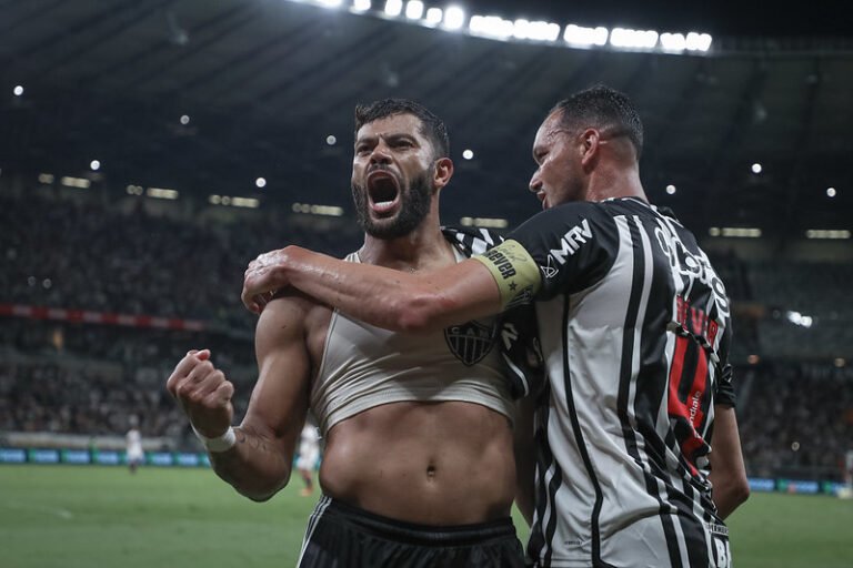 CBF enviará taça do Campeonato Brasileiro para duelo entre Bahia e Atlético, em Salvador