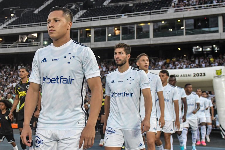 Cruzeiro: garantido na Série A, Seabra não garante força total contra o Palmeiras