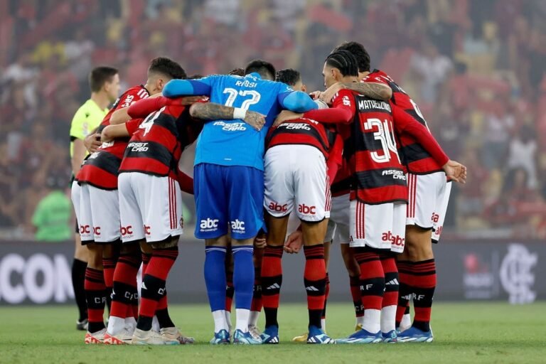 Flamengo depende somente de si para conquistar vaga na fase de grupos da Libertadores
