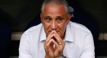Tite passa por cirurgia no joelho direito e inicia fisioretapia nas férias do Flamengo