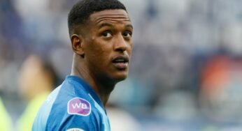 Corinthians encaminha retorno de Robert Renan por empréstimo para 2024