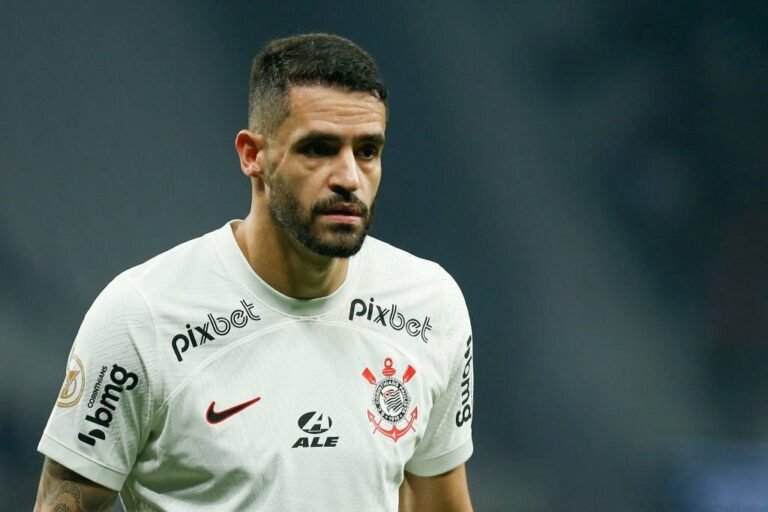 Corinthians não renovará com Renato Augusto e derrota para Inter pode ter sido seu último jogo pelo clube